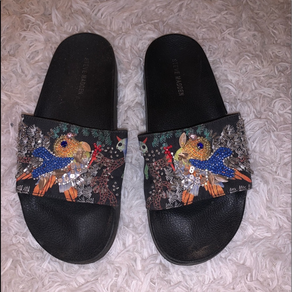 Steve Madden slides